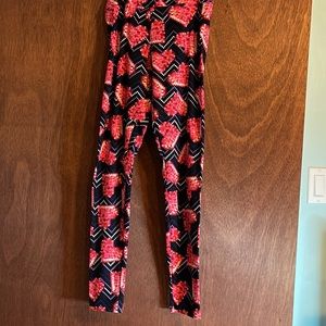 Lularoe leggings. Pixel Valentines Day. So soft. EUC.